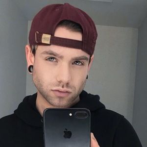 Meet your Posher, Danny